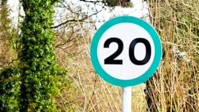 50% des automobilistes ne connaissent pas ce nouveau panneau, ce que vous devez impérativement savoir