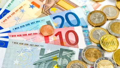 Cette célèbre banque française ferme définitivement en 2025 : des milliers de clients touchés