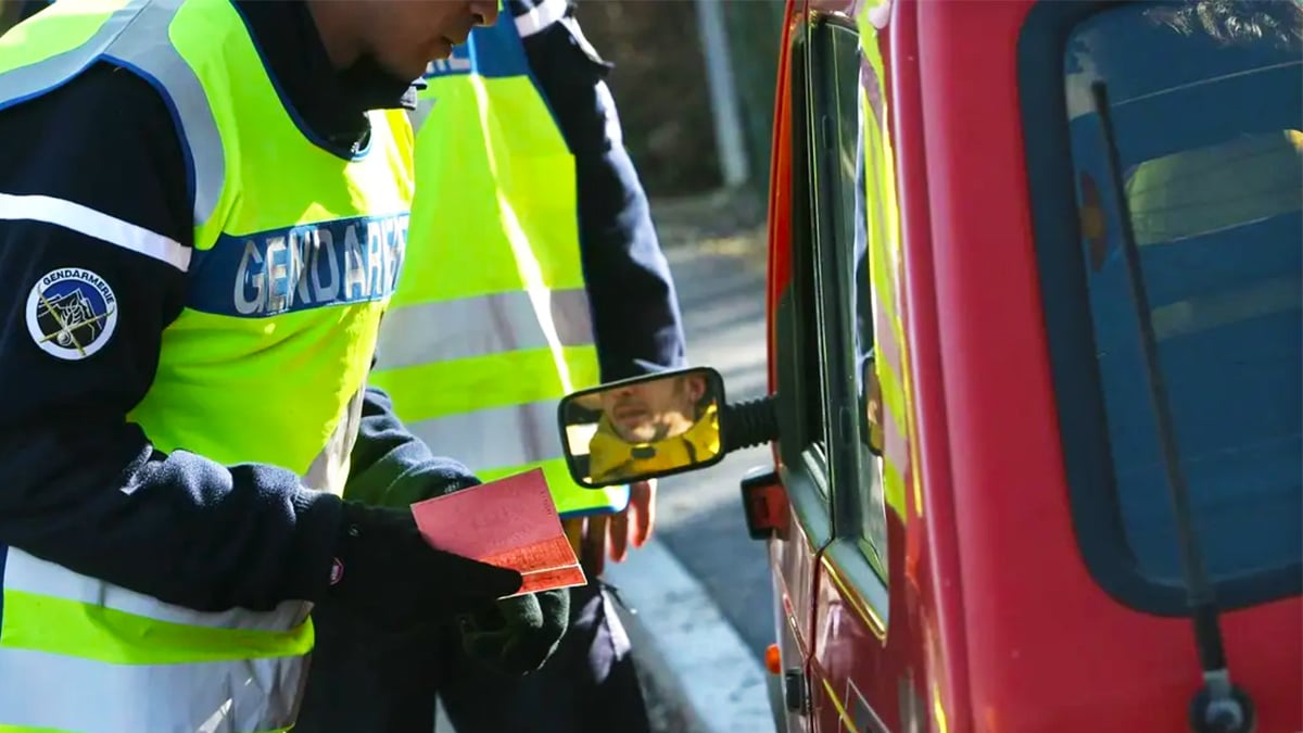 Cette infraction courante des automobilistes est passible d’une amende de 3 750 euros