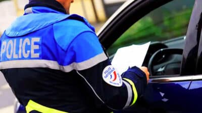 Cette lourde amende pour les automobilistes à cause de ces détails sur leur voiture