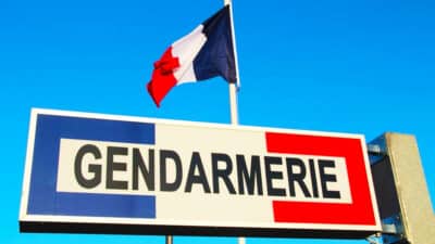 Cette nouvelle arnaque redoutable fait des ravages en France, la gendarmerie lance l’alerte maximale