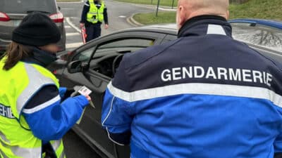 Cette nouvelle arnaque virulente vise les automobilistes : ce détail pour la reconnaître facilement