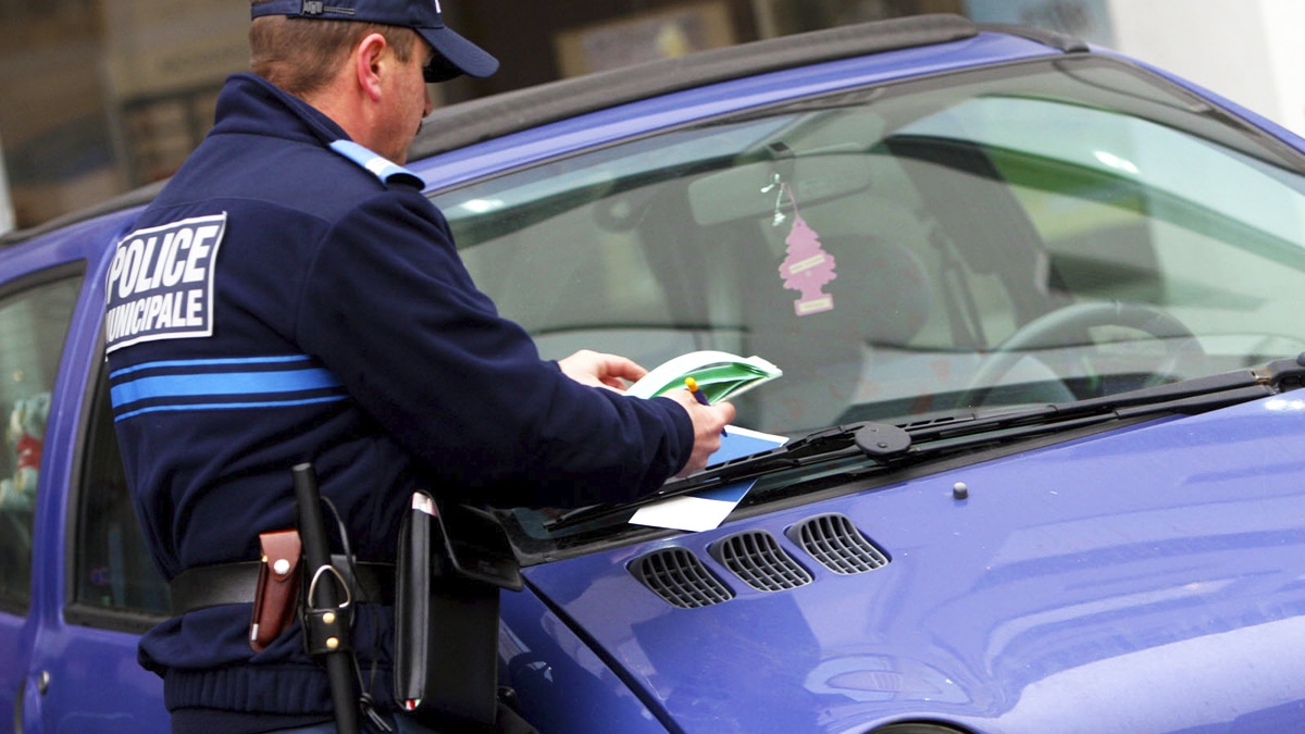 L’amende salée que risquent les automobilistes qui se garent de cette façon même sur une place autorisée