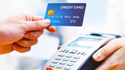 Paiement sans contact : la ruse des escrocs pour vous prélever de l’argent à votre insu