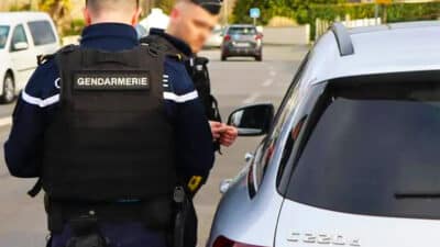 Amende colossale pour les automobilistes à cause de ce détail concernant leur voiture