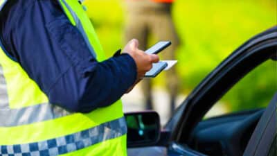 Automobilistes : jusqu’à 750 € d’amende si vous n’avez pas ces documents en cas de contrôle