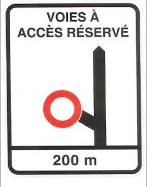 Ce panneau de signalisation que les automobilistes doivent connaître au risque d’une amende de 135€