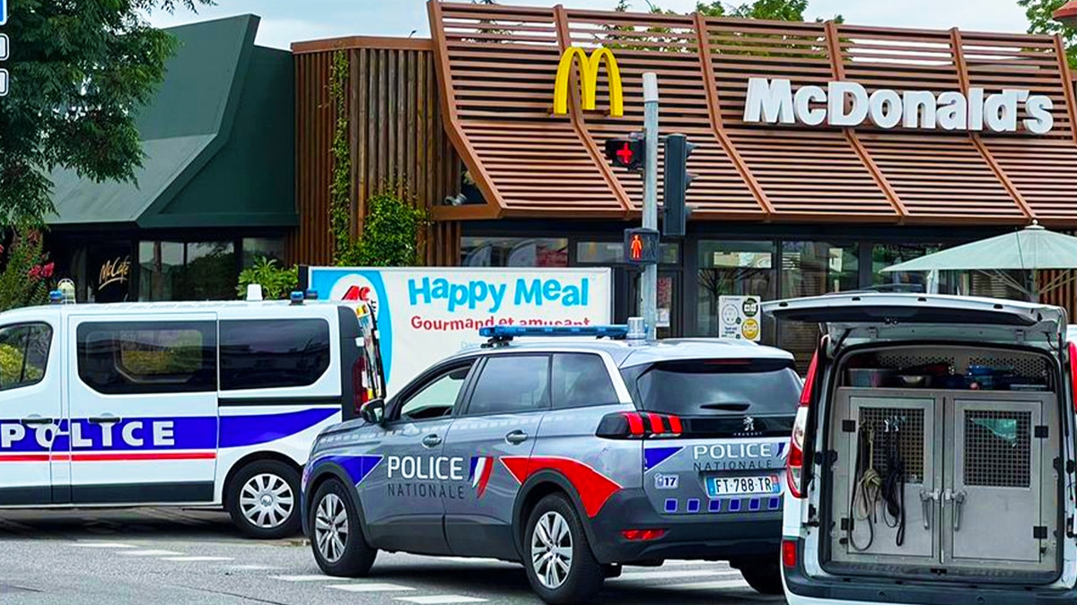 Cette amende de 135 € et retrait de 3 points qu’encourent les conducteurs chez McDonald's