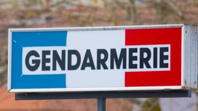Cette arnaque à la carte bancaire fait de plus en plus de victimes : l’alerte de la gendarmerie