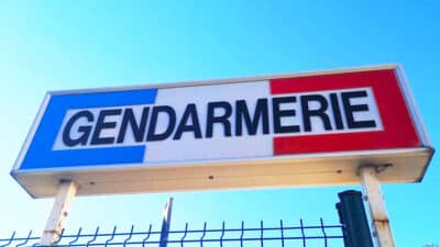 La gendarmerie alerte sur cette arnaque qui débarque en France: elle peut vider votre compte bancaire
