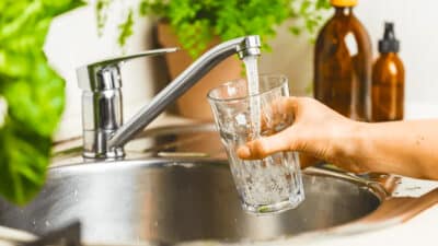 L’eau du robinet contaminée et impropre à la consommation : les communes concernées