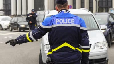 Lourde amende pour les conducteurs qui ne respectent pas cette règle R 416-6 du Code de la route