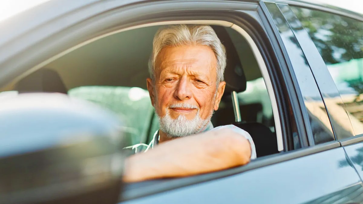 Permis de conduire : à quel âge devez-vous arrêter de conduire en France ?