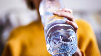 Vers la fin des bouteilles en plastique ? À quoi vous attendre