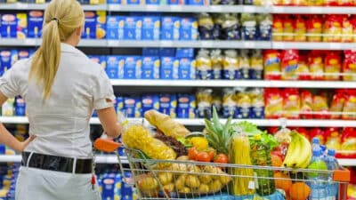 9 produits cancérigènes vendus en supermarché que tous les Français consomment bientôt interdits