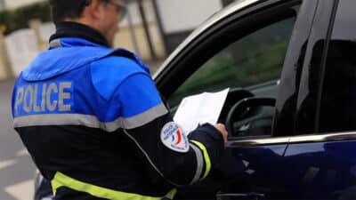 Ces accessoires que de nombreux automobilistes ont en voiture coûtent 3 000 € et 6 points en moins
