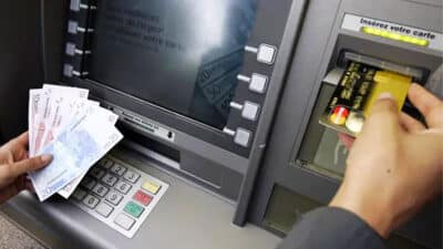 Ces nouveaux distributeurs de billets vont débarquer en France: ils vont vous coûter une fortune, méfiez-vous