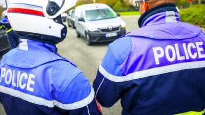 Cette mauvaise manie que de nombreux automobilistes ont au volant peut coûter une fortune