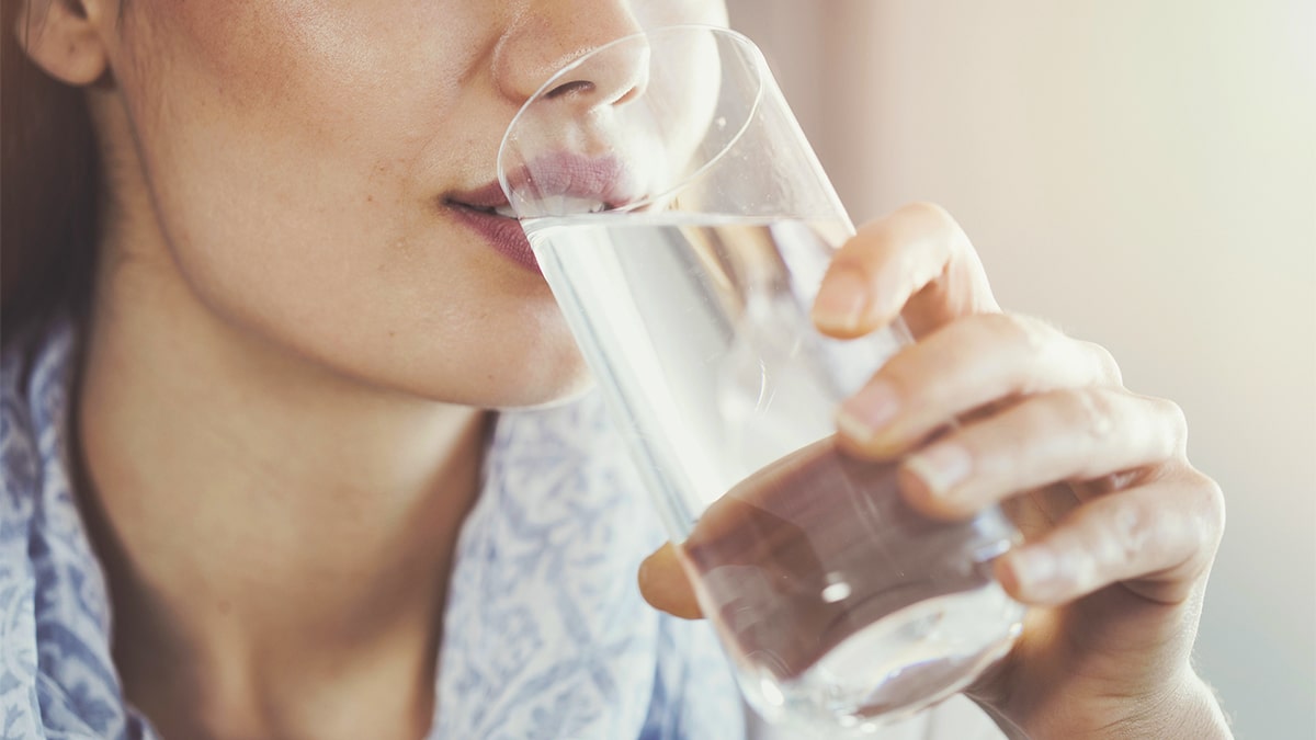 Cette mauvaise manie que nous avons tous engendre la prolifération des bactéries dans l’eau