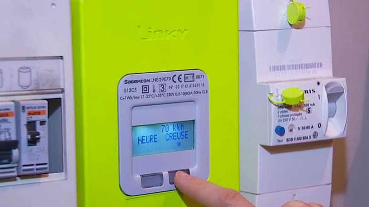 Plus de 50% des Français paient trop cher leur facture d’électricité à cause de cette erreur : comment l’éviter