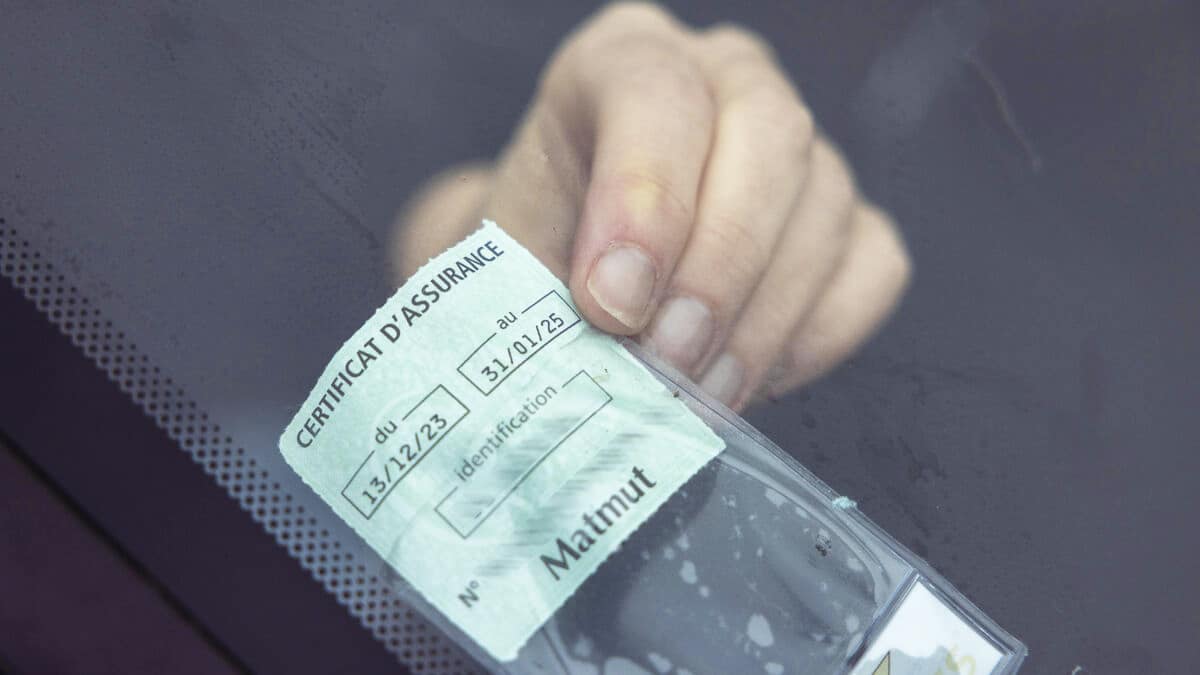 Automobilistes: fin de la carte verte, attention à ce document obligatoire au risque d’une grosse amende