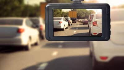 Automobilistes : les caméras obligatoires dans les voitures pour continuer à rouler dès cet été ?