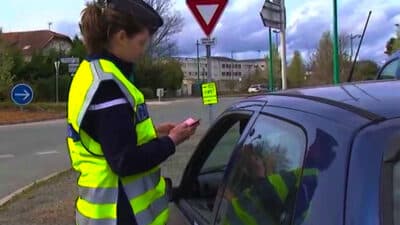 Ces nouvelles arnaques frappent de plein fouet ces automobilistes et font des ravages