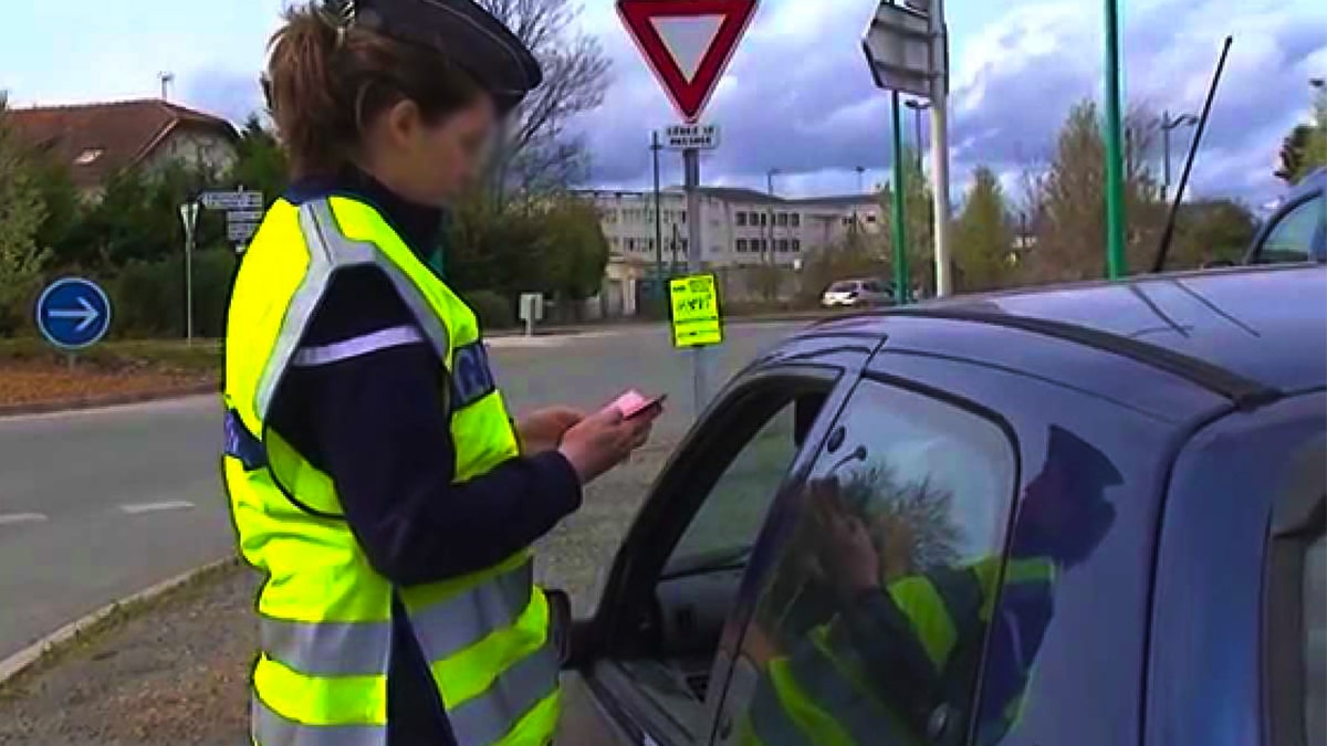 Ces nouvelles arnaques frappent de plein fouet ces automobilistes et font des ravages