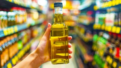 Cette erreur fatale que nous faisons tous avec l'huile d'olive peut gravement nuire à sa qualité