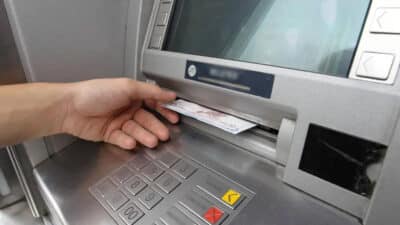 Qu'arriverait-il à l'argent que vous avez à la banque si une guerre éclatait en Europe ?