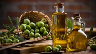 Une experte lance l'alerte sur ces marques d'olives en supermarché qui contiennent un additif problématique