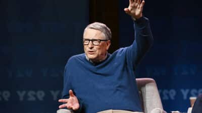 Bill Gates prédit la disparition de ces 2 professions les plus populaires en France