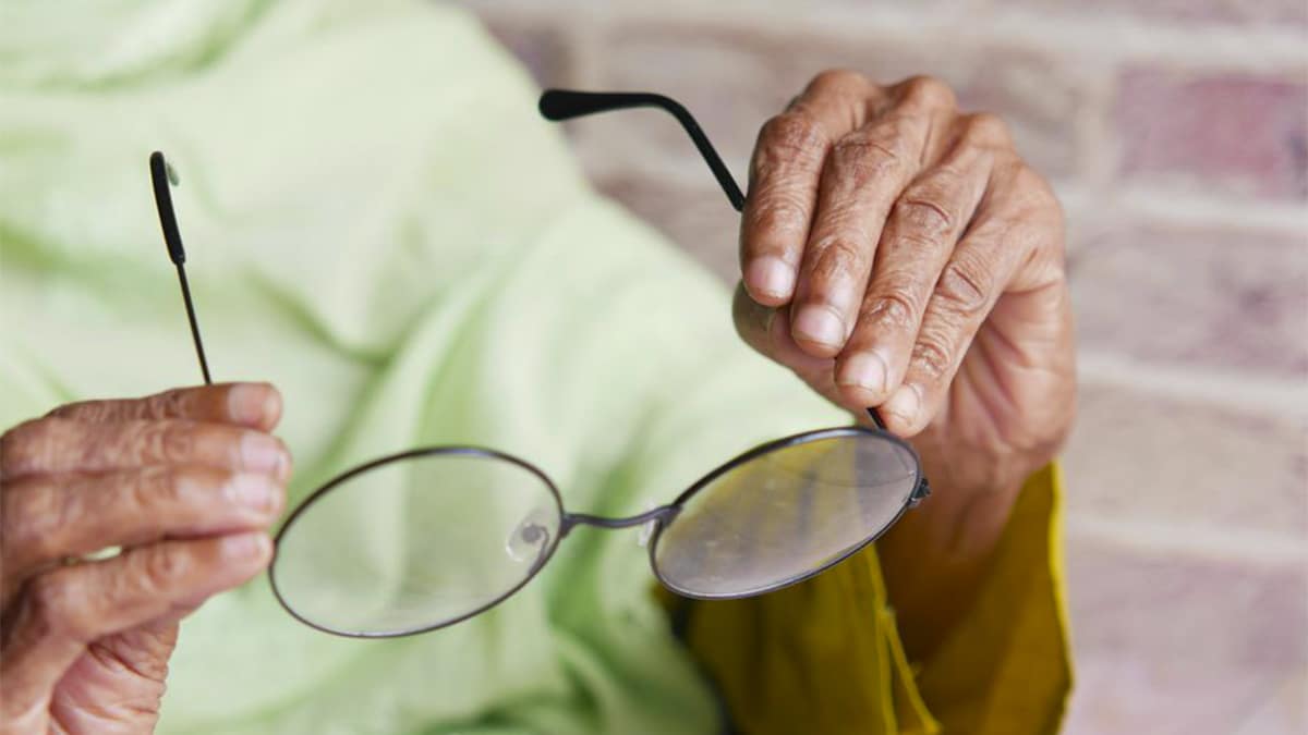 Mauvaise nouvelle pour tous les Français qui portent des lunettes : ce changement radical qui pourrait durcir les conditions de remboursement