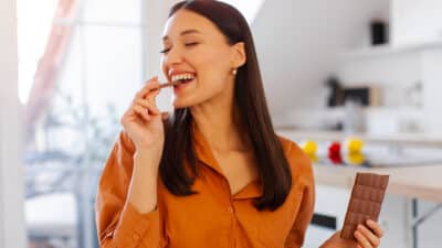 Ce chocolat n'augmente pas la glycémie et vous pouvez le consommer sans culpabiliser