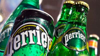 Gros coup dur pour Perrier : les ventes de l'eau pétillante chutent dans plusieurs supermarchés