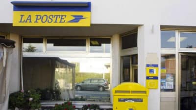 La Poste : ce nouveau service proposé dans 150 bureaux vous permet de faire de bonnes affaires